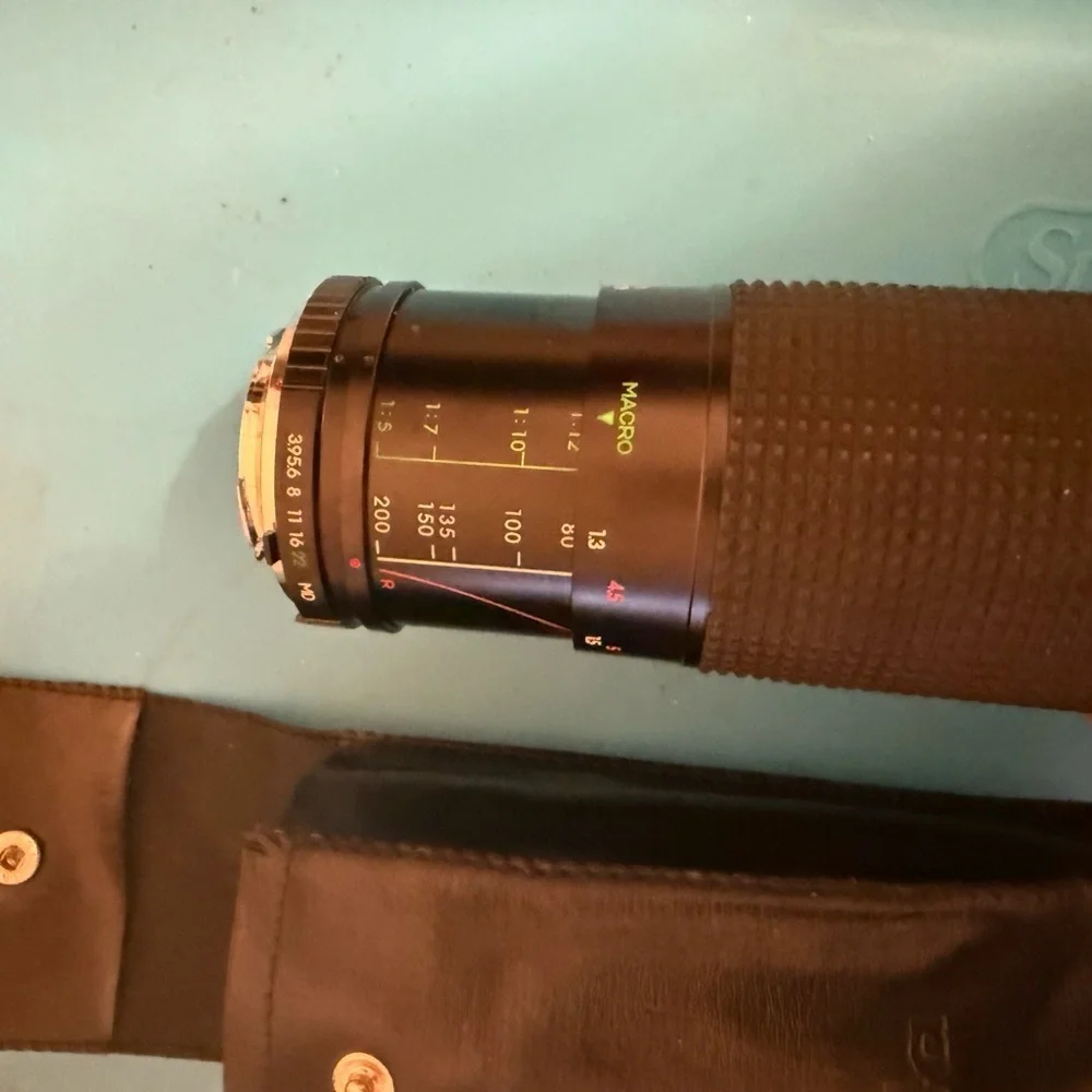 Albinar ADG 80-200mm 1:3.9 MC Macro Zoom Lens #83935916 55MM & Storage Case